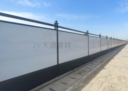 C型鋼圍擋烤漆款-深圳建筑工程施工圍擋案例-A/B/C類(lèi)圍擋-深圳市大通建材有限公司鋼圍擋生產(chǎn)定制廠家